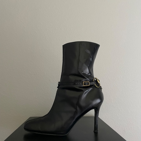 Colin Stuart Black leather bootie - Picture 2 of 6